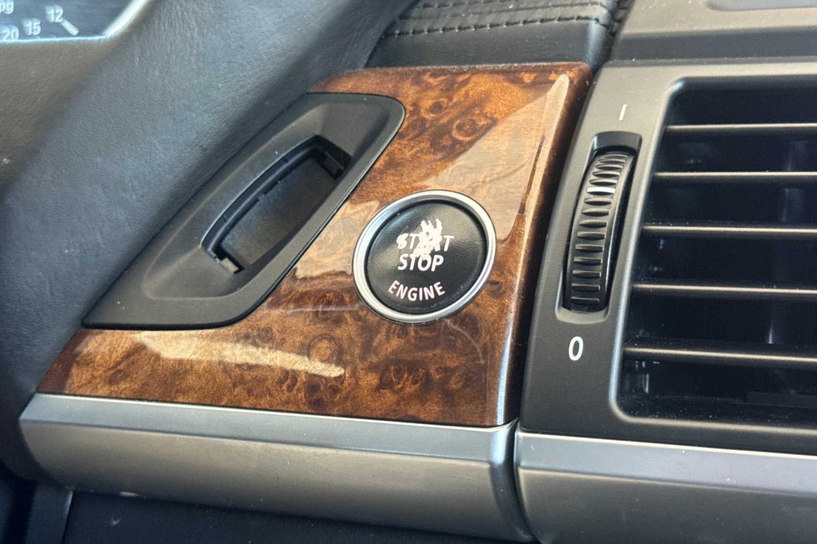 Used 2013 BMW X5 xDrive35i AWD/4WD image 16