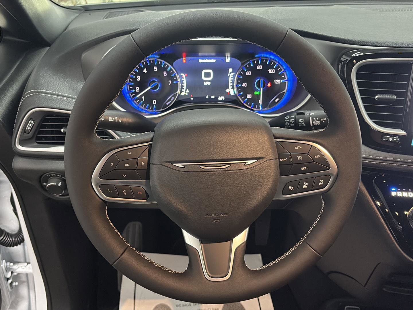 New 2027 Chrysler Pacifica Select FWD image 8