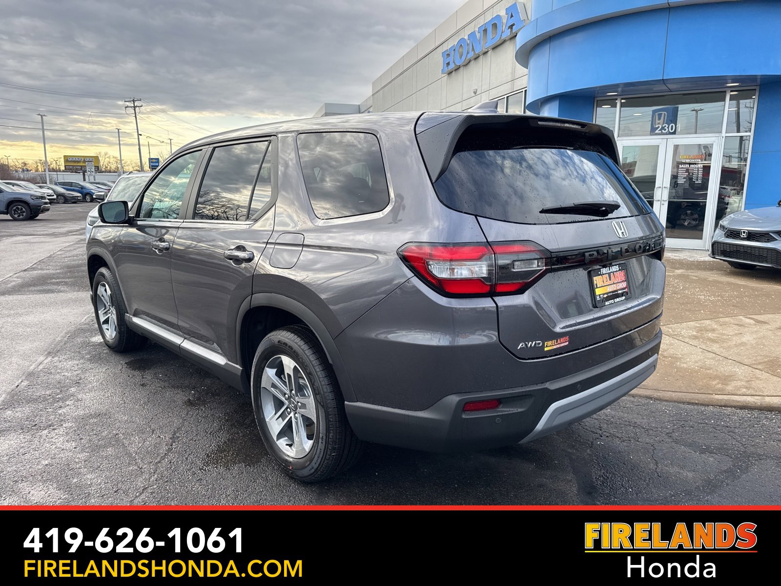 New 2025 Honda Pilot EX-L image 7