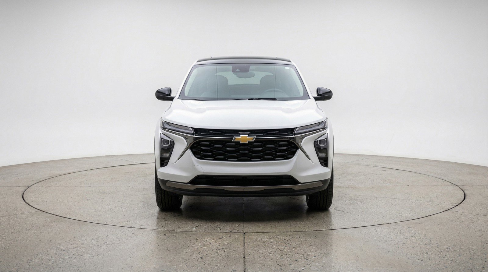 Used 2025 Chevrolet TrailBlazer LT FWD image 2