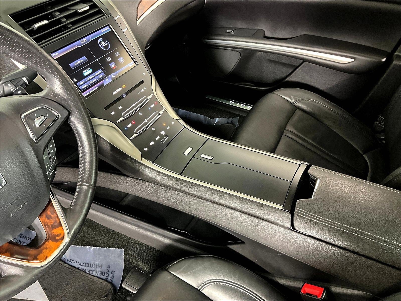 Used 2014 Lincoln MKZ w/ Equipment Group 101A Select FWD image 18