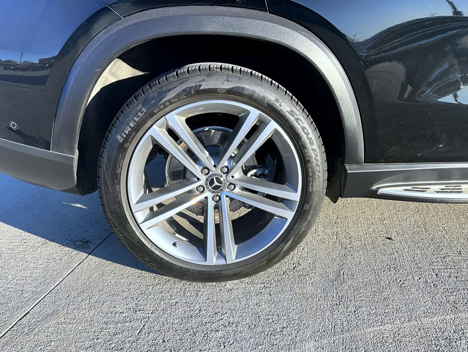 Used 2022 Mercedes-Benz GLE 350 4MATIC image 22