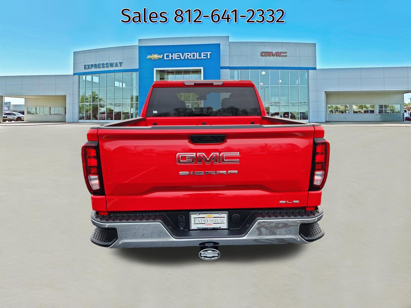 New 2026 GMC Sierra 1500 SLE image 4