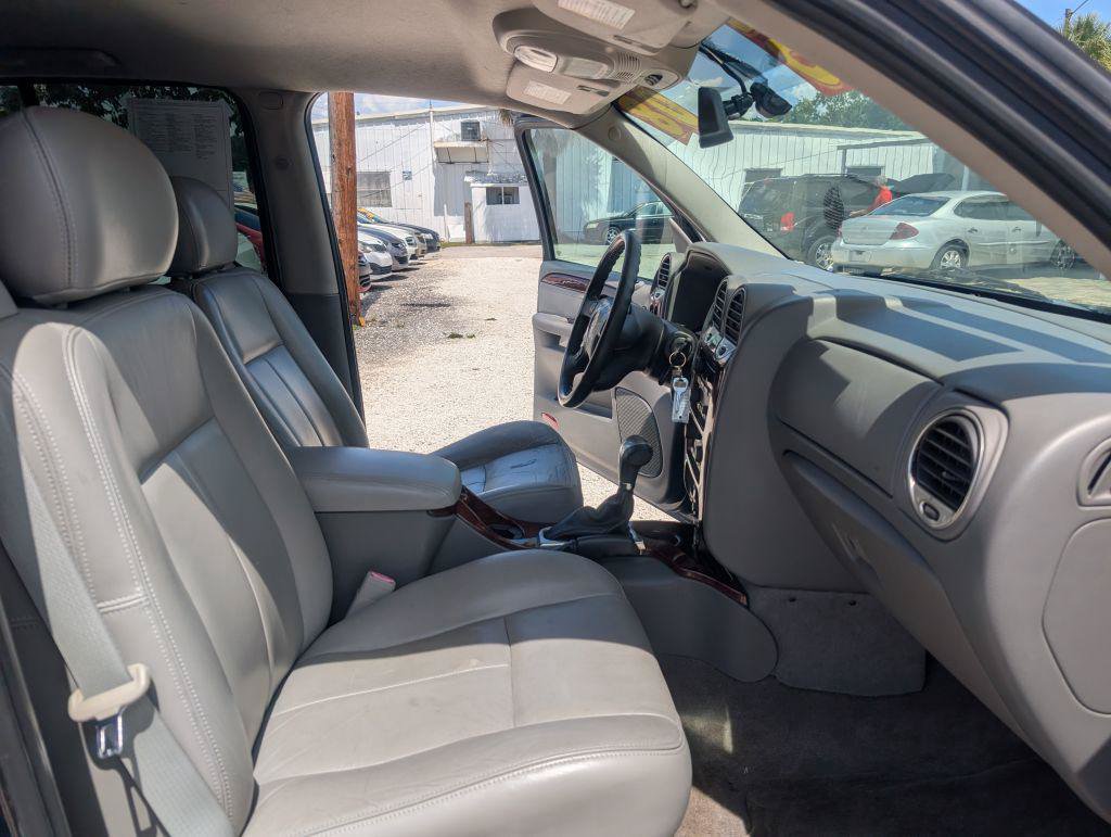 Used 2008 GMC Envoy SLT RWD image 13