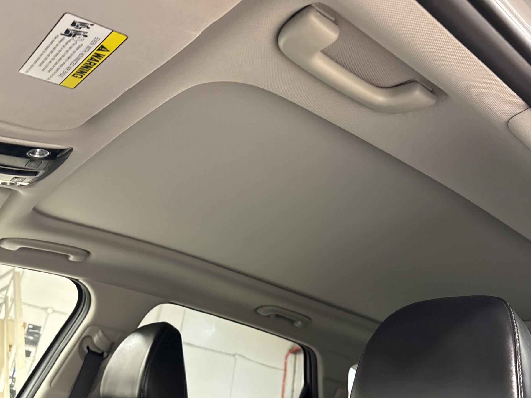 Used 2024 Kia Sorento S w/ Panoramic Sunroof Package image 15