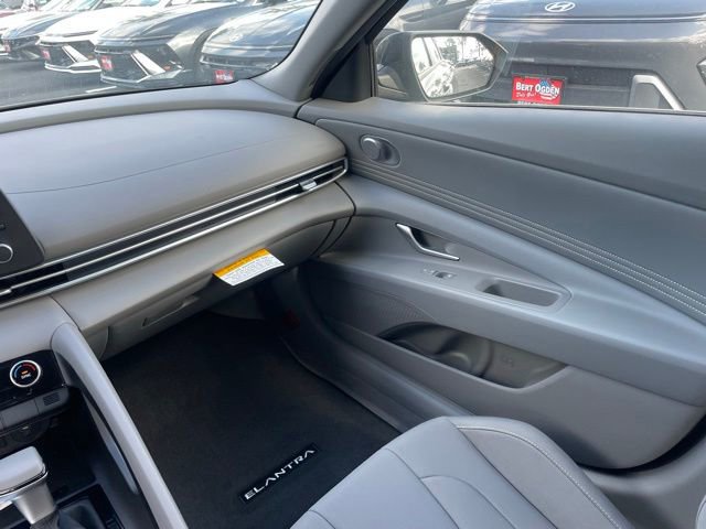 New 2026 Hyundai Elantra Sport FWD image 18
