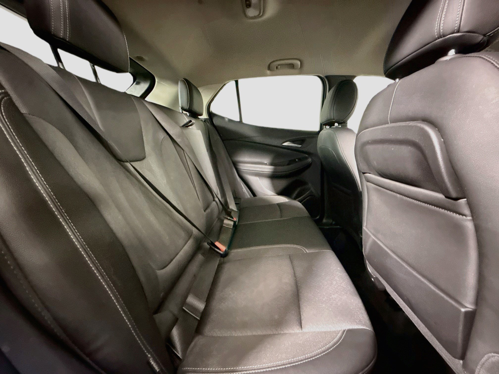 Used 2023 Buick Encore GX Select FWD image 27