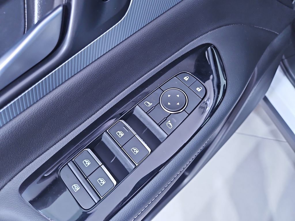 New 2025 Nissan Murano SL image 11