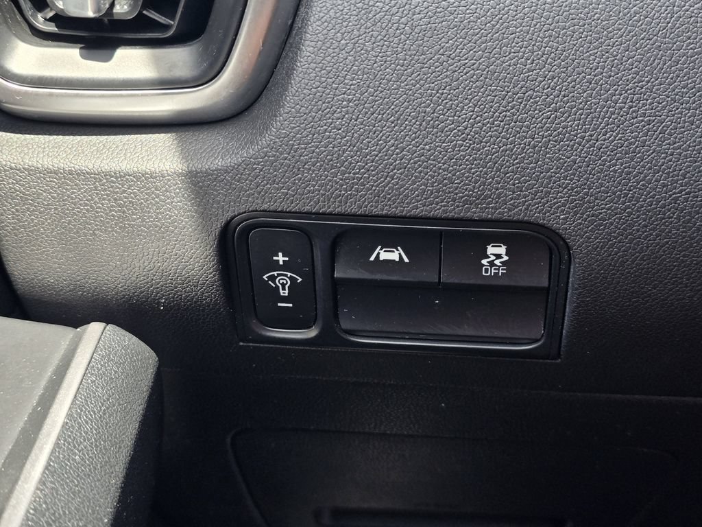 Used 2021 Kia Sorento S w/ Panoramic Sunroof Package FWD image 22