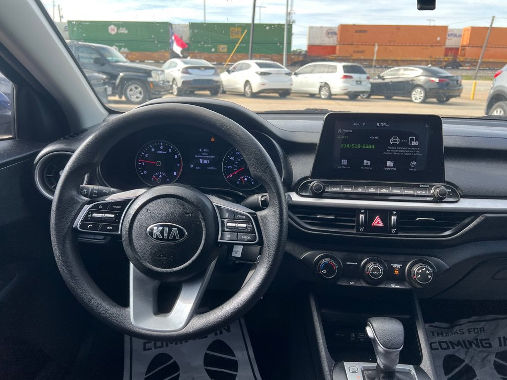 Used 2020 Kia Forte LXS FWD image 15