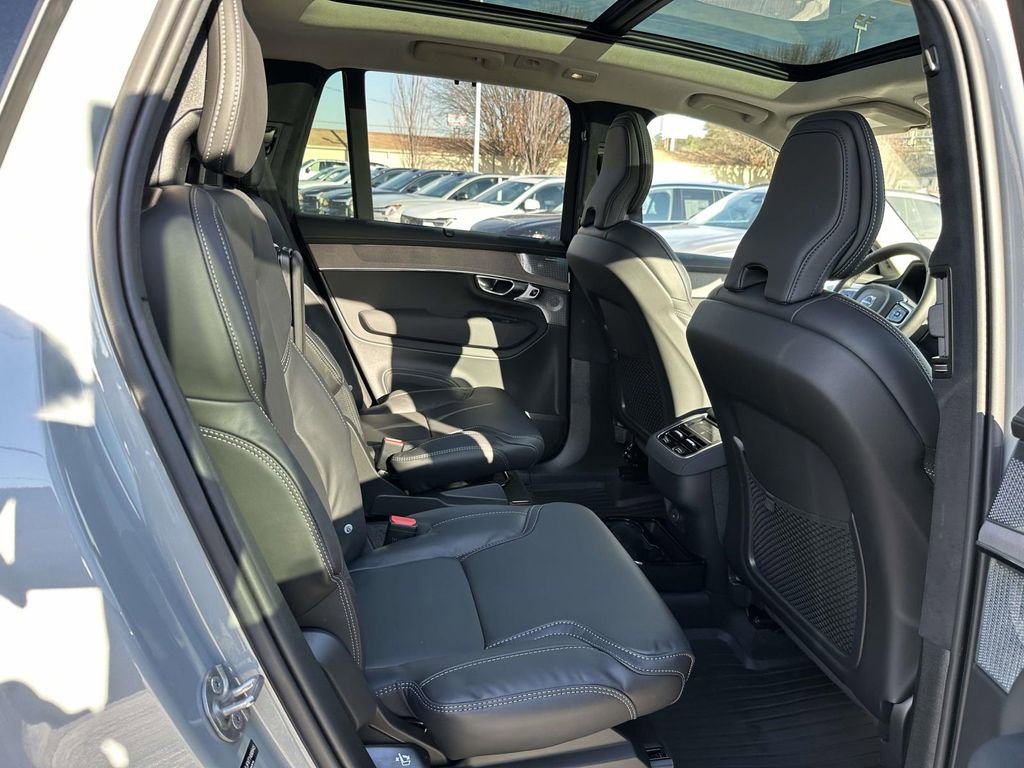 New 2026 Volvo XC90 B6 Ultra w/ Lounge Package image 12