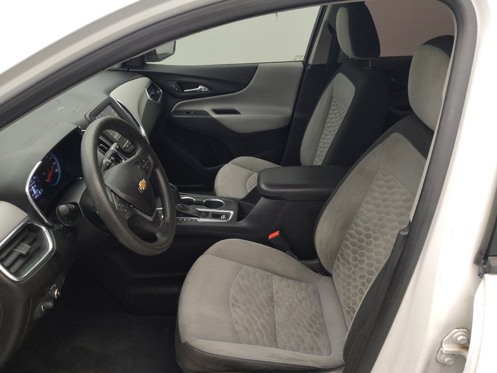Used 2019 Chevrolet Equinox LS AWD/4WD image 17