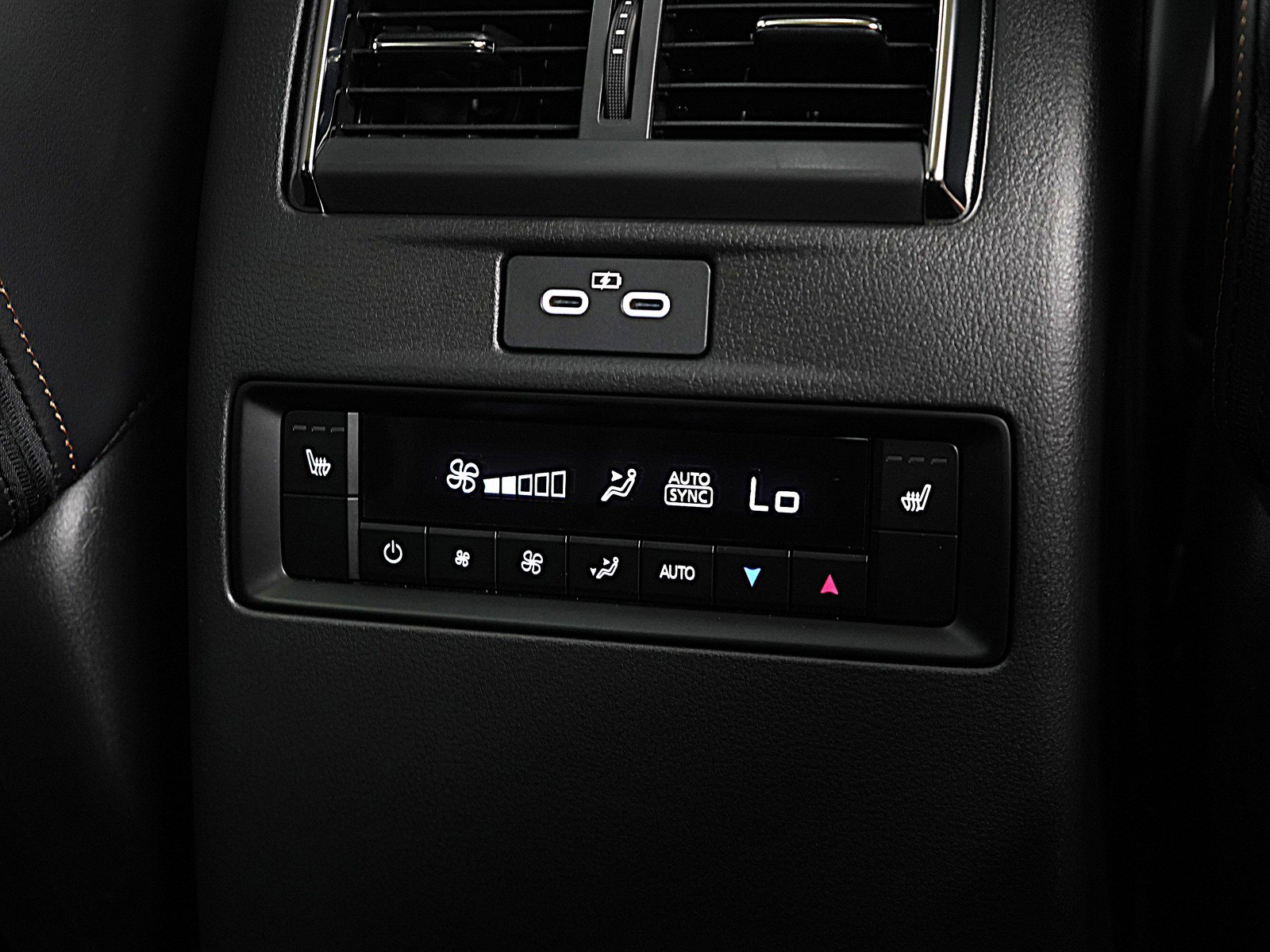 Certified 2025 MAZDA CX-90 3.3 Turbo S w/ Premium Package image 16