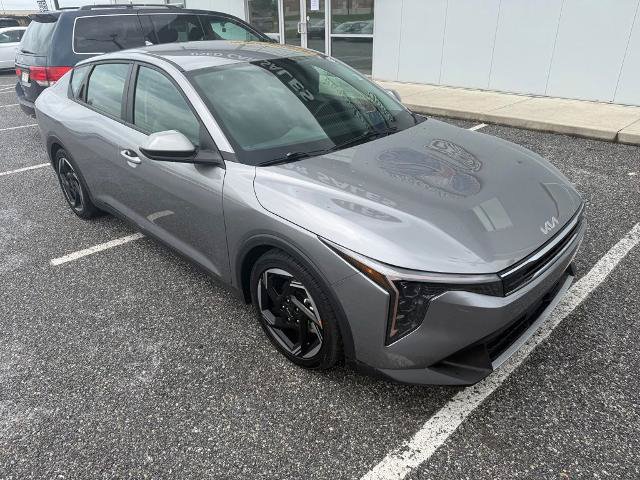Used 2025 Kia K4 EX FWD image 2