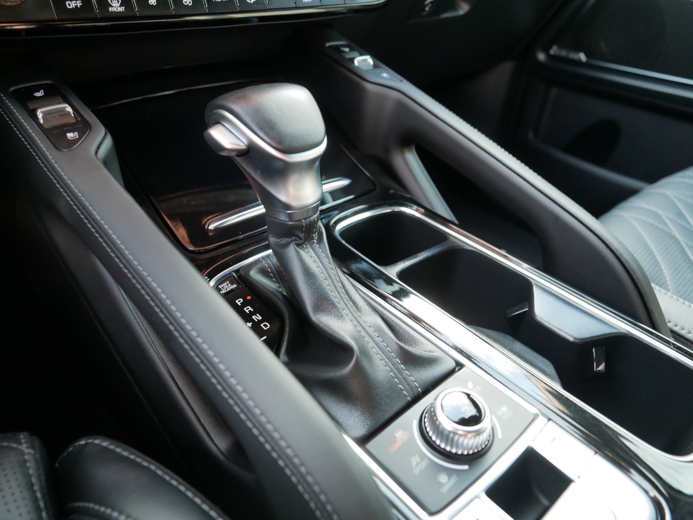 Certified 2025 Kia Telluride SX Prestige X-Line AWD/4WD image 24