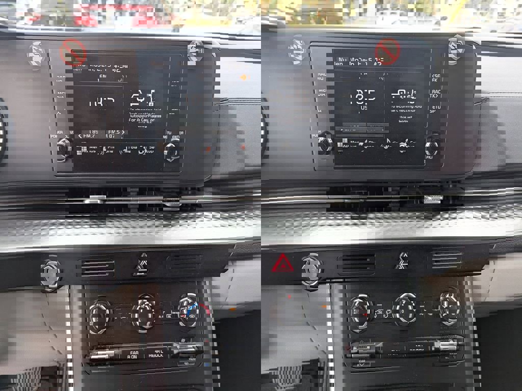 Certified 2024 Kia Carnival LX image 18