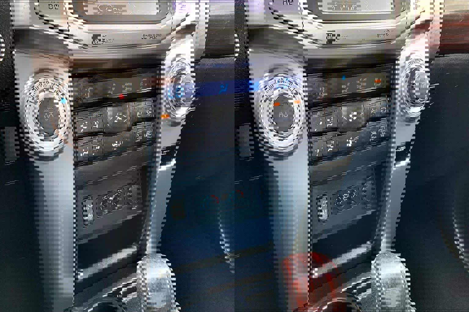 Used 2018 Toyota 4Runner Limited RWD image 32