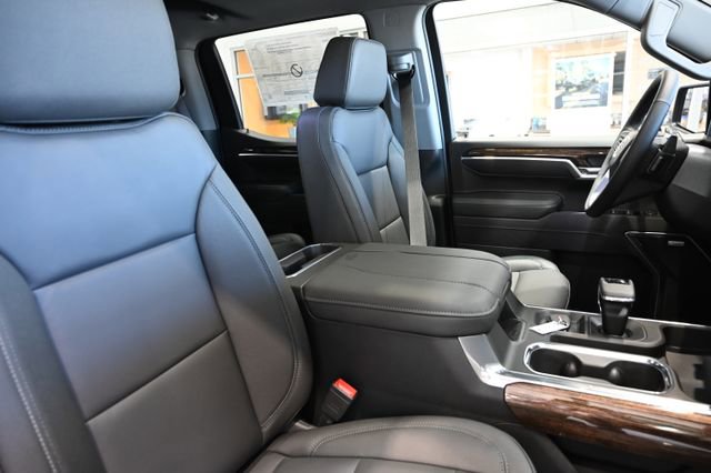 New 2026 GMC Sierra 1500 Elevation w/ Elevation Premium Package image 11