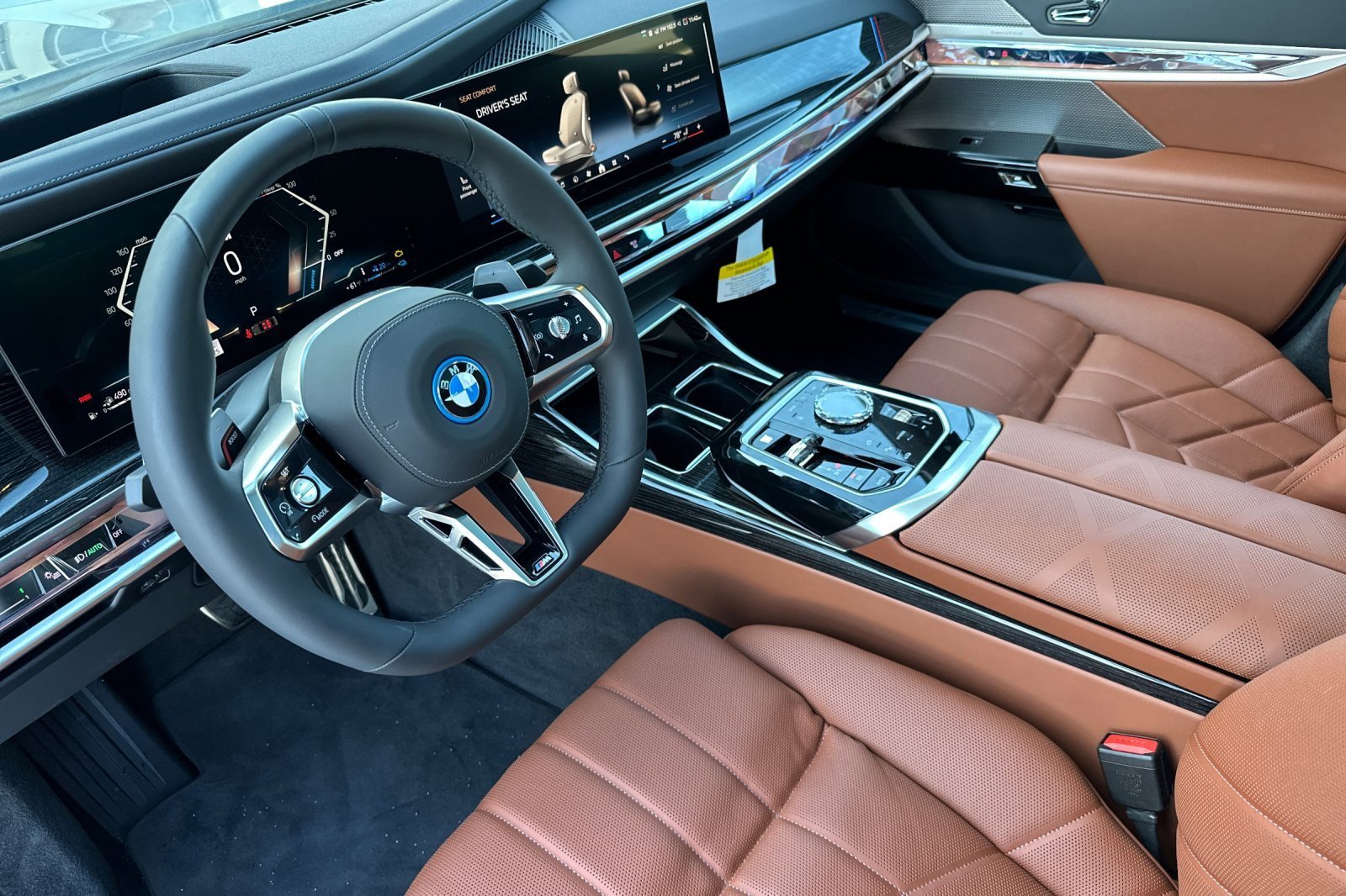 New 2026 BMW 750e xDrive w/ Executive Package AWD/4WD image 9