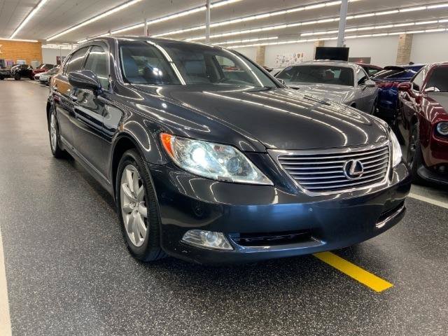 Used 2008 Lexus LS 460 L RWD image 3