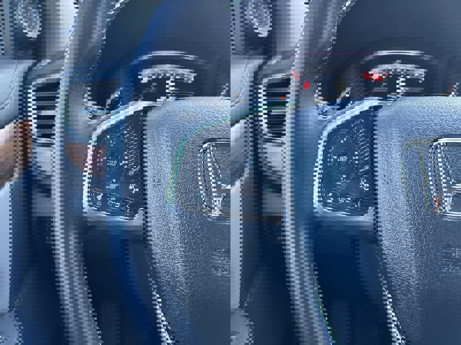 Used 2017 Honda CR-V Touring image 9