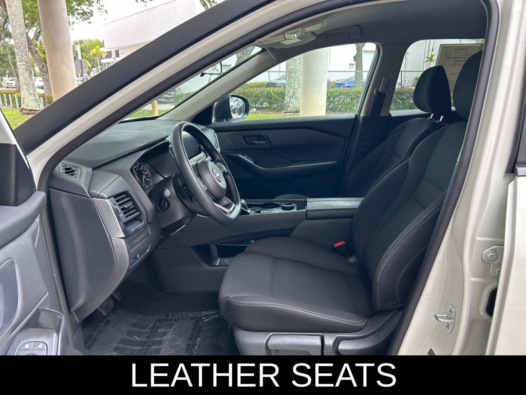Used 2024 Nissan Rogue S AWD/4WD image 7