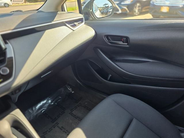 Used 2024 Toyota Corolla LE image 29