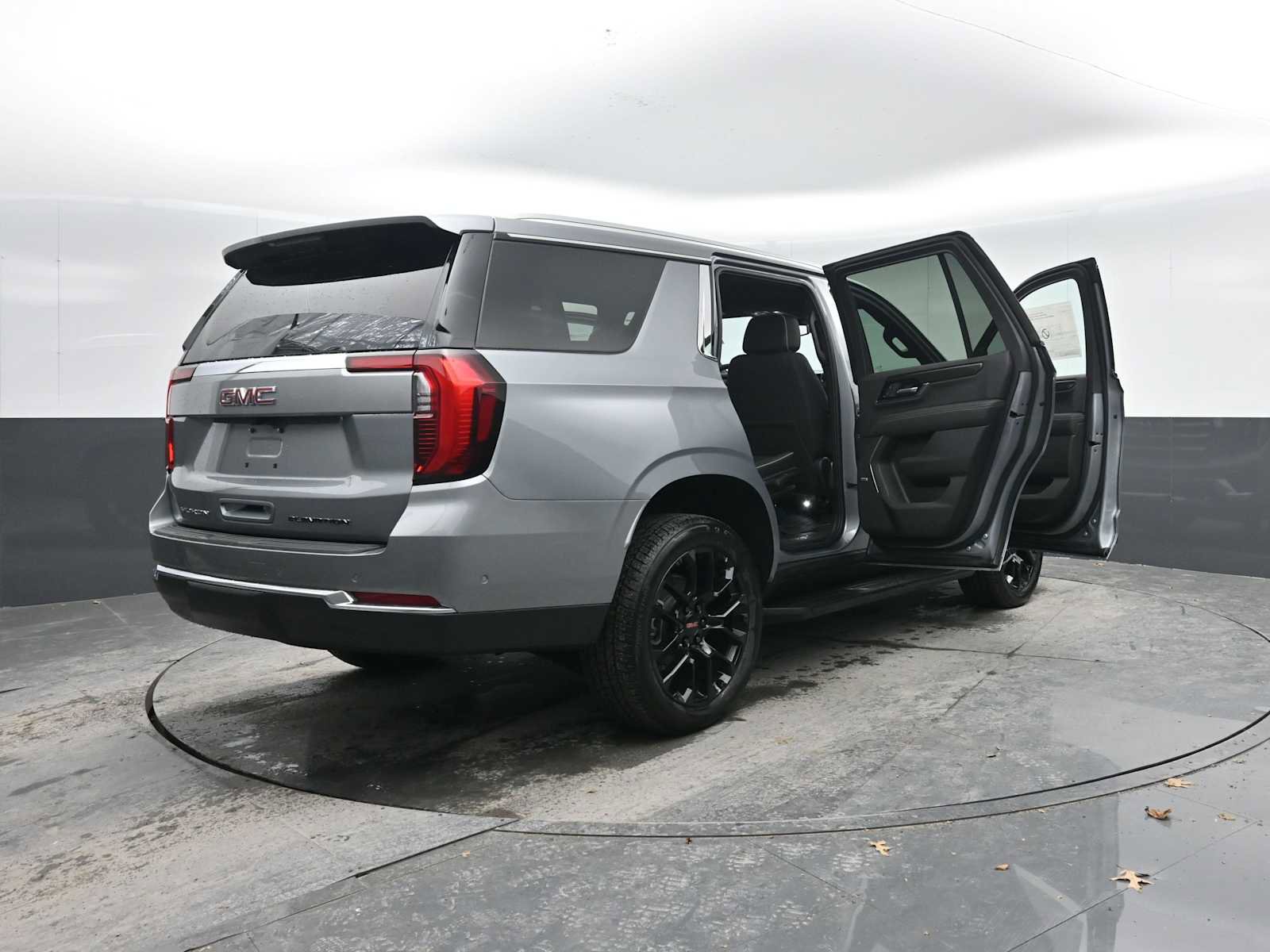 New 2026 GMC Yukon Elevation w/ LPO, Floor Liner Package image 51