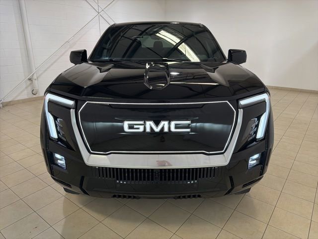 Used 2025 GMC Sierra EV Denali image 8