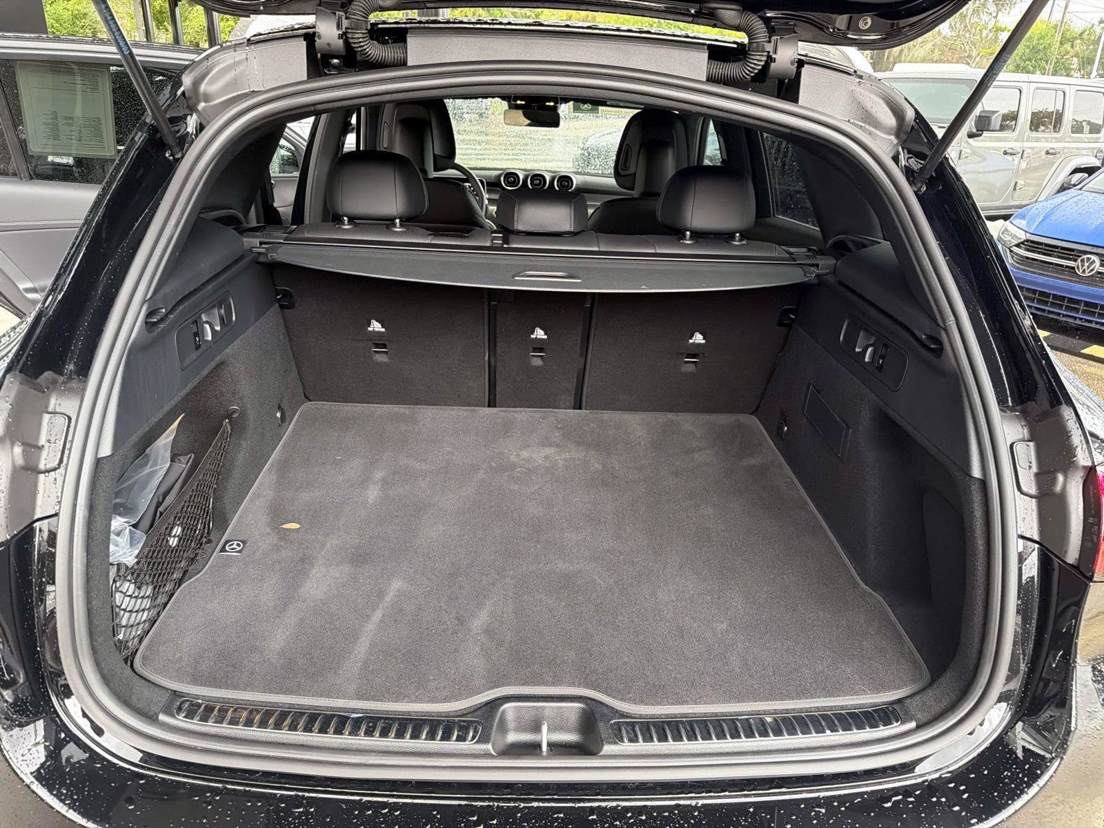 Certified 2026 Mercedes-Benz GLC 300 image 11