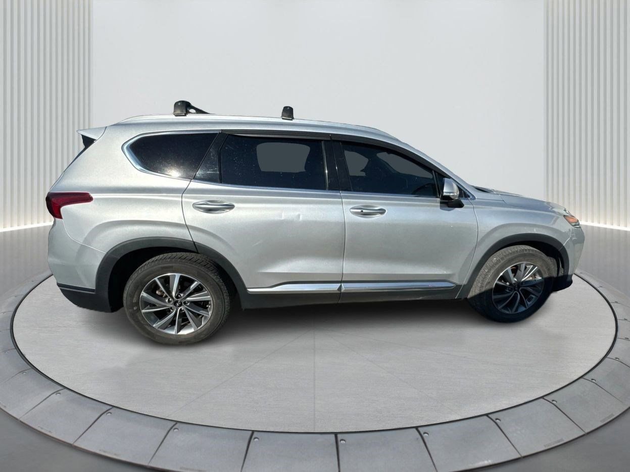 Used 2019 Hyundai Santa Fe AWD image 4