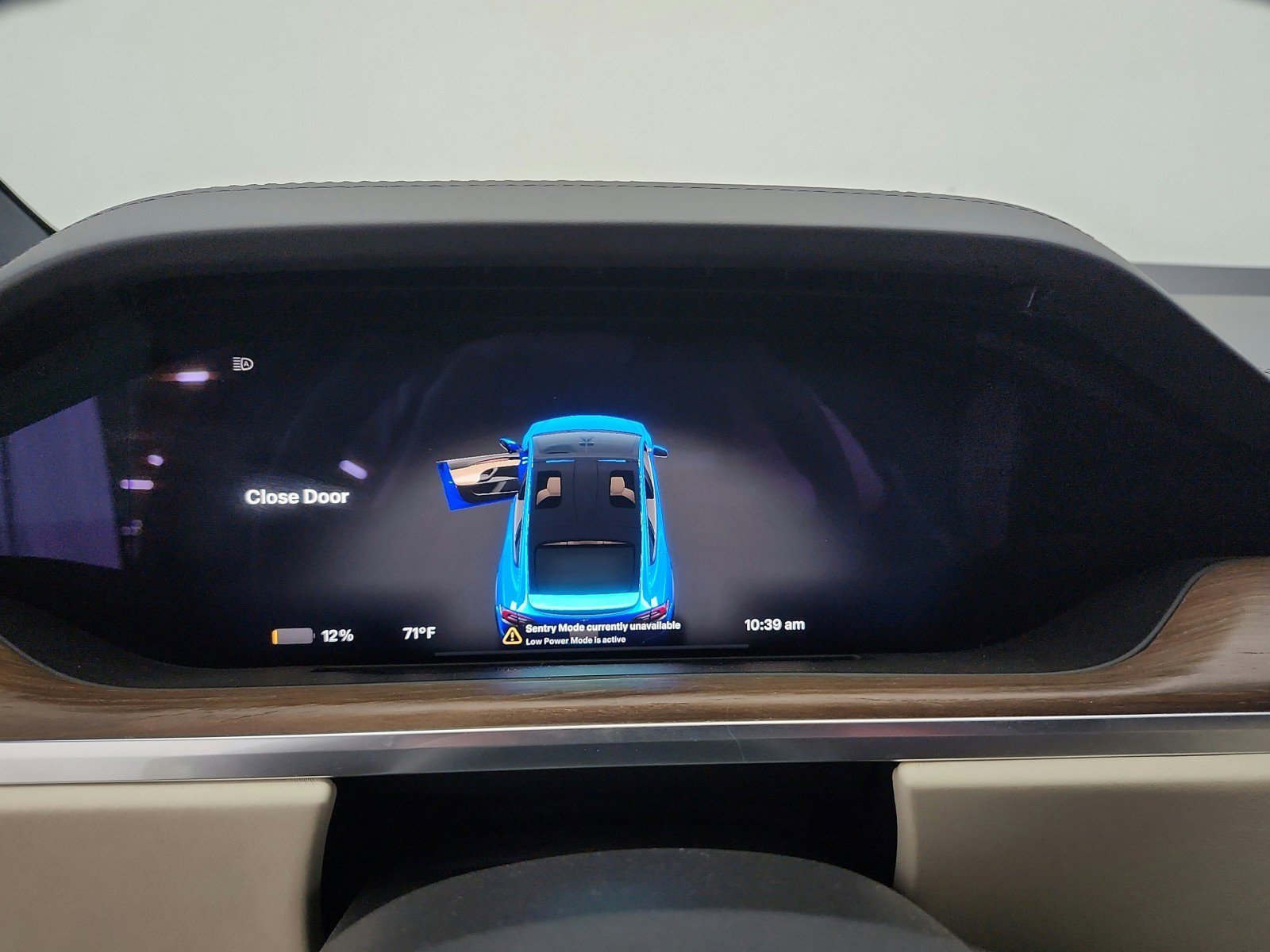 Used 2022 Tesla Model X image 11