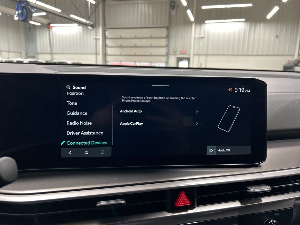 New 2026 Kia Sorento LX image 17