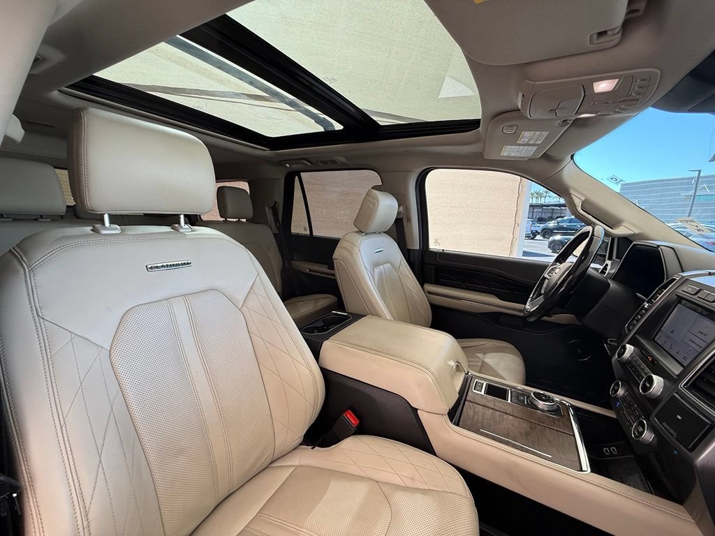 Used 2019 Ford Expedition Platinum RWD image 15