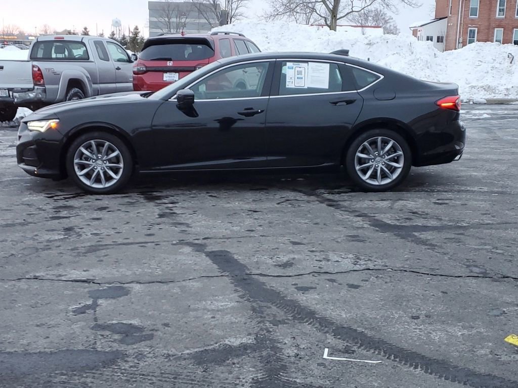 Used 2023 Acura TLX image 4