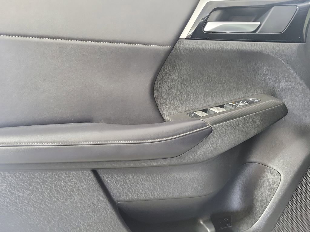 Used 2023 Mitsubishi Outlander SE image 20