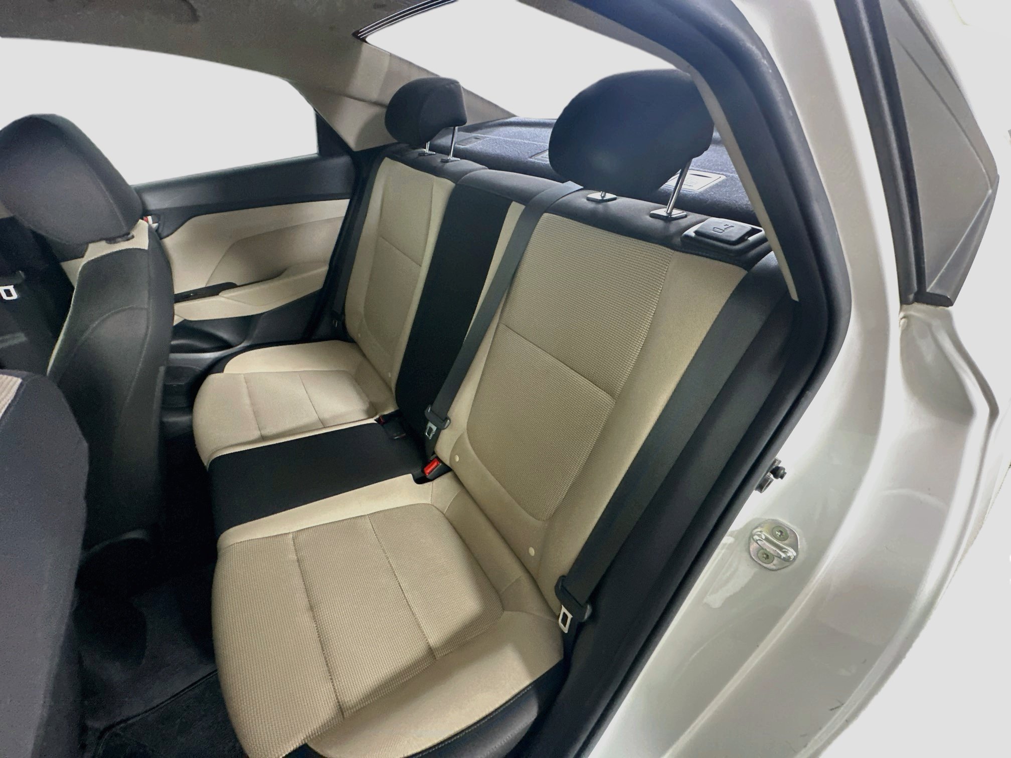 Used 2018 Hyundai Accent SE FWD image 26