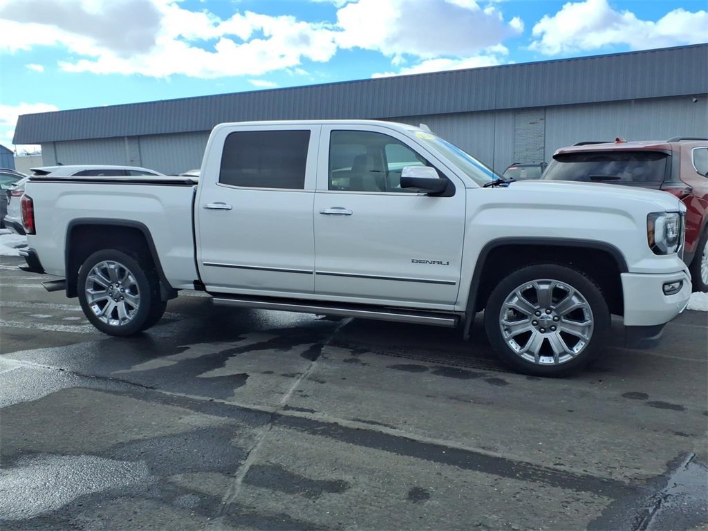 Used 2018 GMC Sierra 1500 Denali w/ Denali Ultimate Package image 2