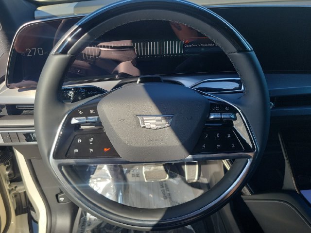 New 2027 Cadillac Vistiq Sport w/ LPO, Floor Liner Package AWD/4WD image 28