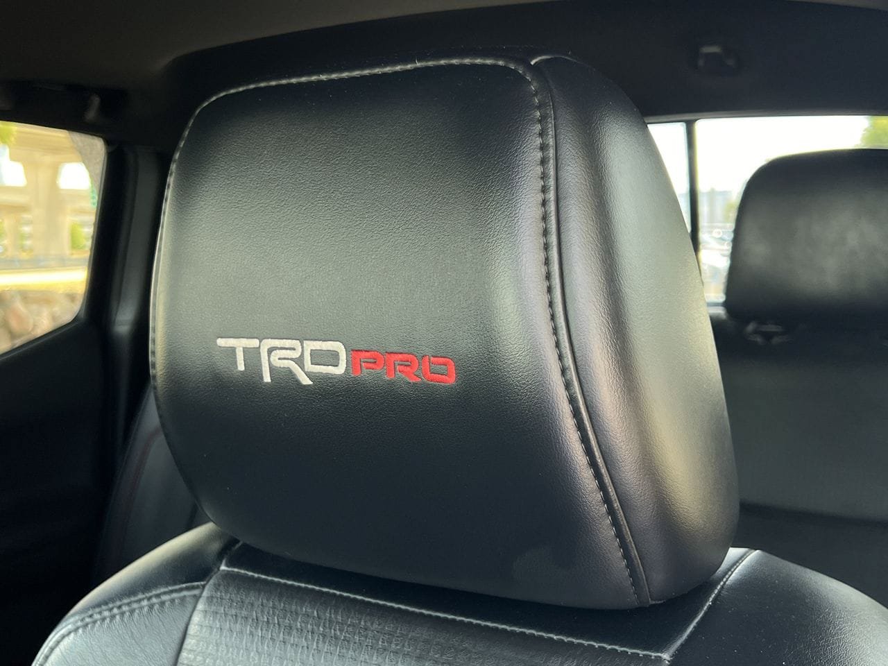 Used 2022 Toyota Tacoma TRD Pro AWD/4WD image 11