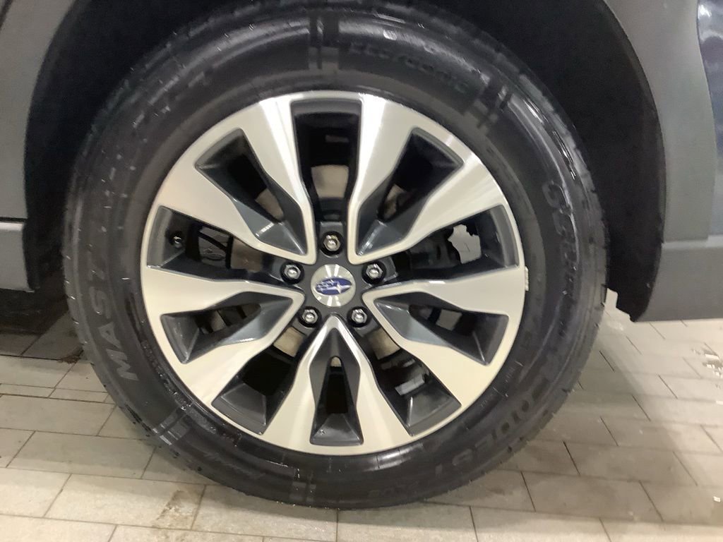 Certified 2023 Subaru Outback Limited image 27