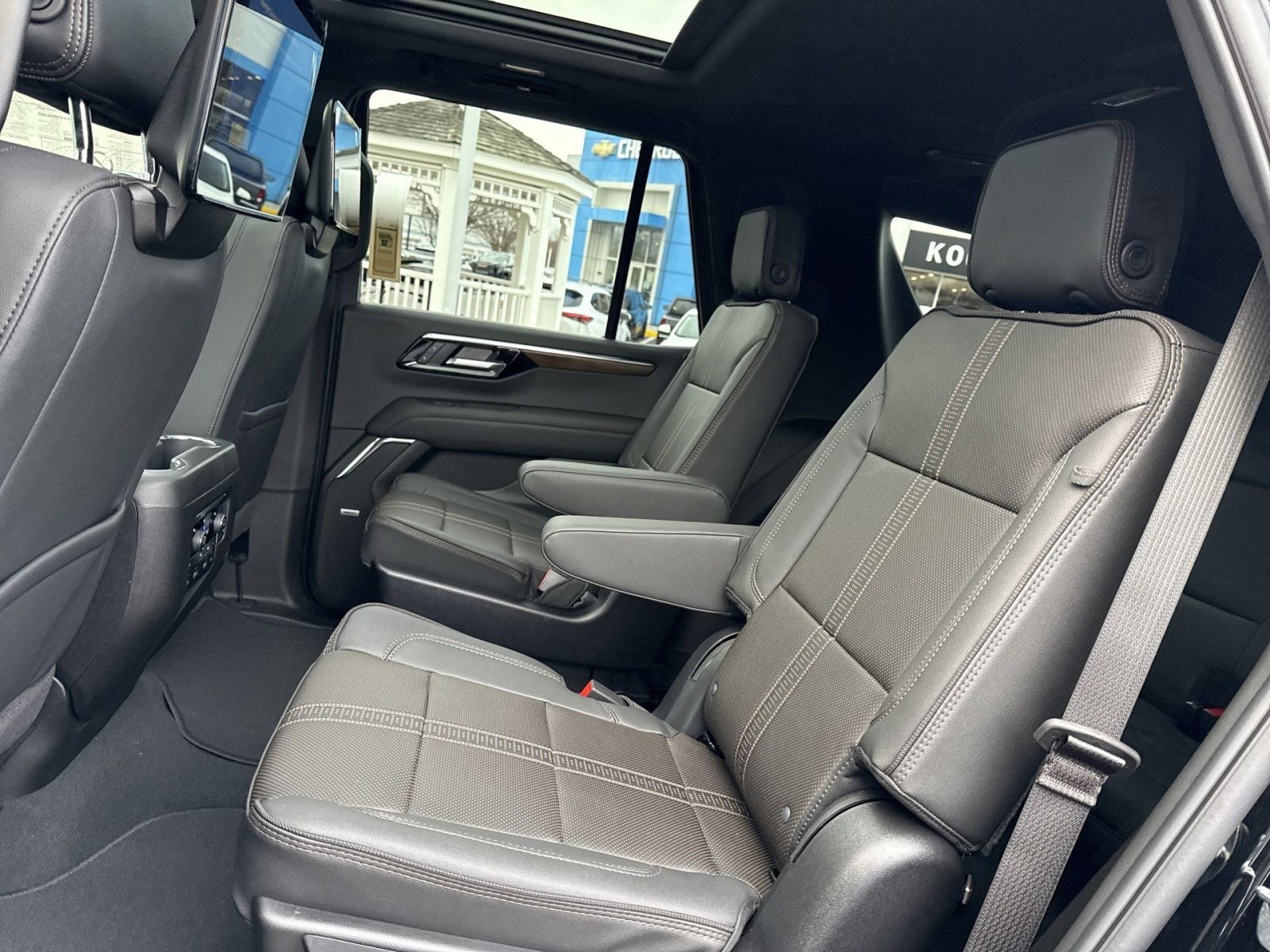 New 2026 Chevrolet Tahoe High Country image 17