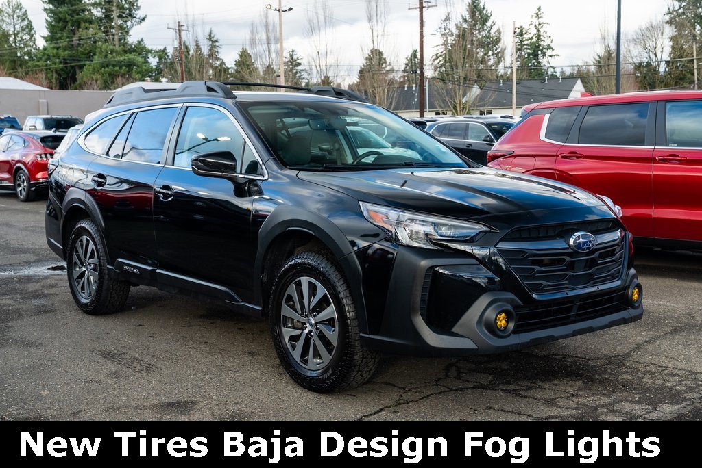 Used 2024 Subaru Outback Premium image 1