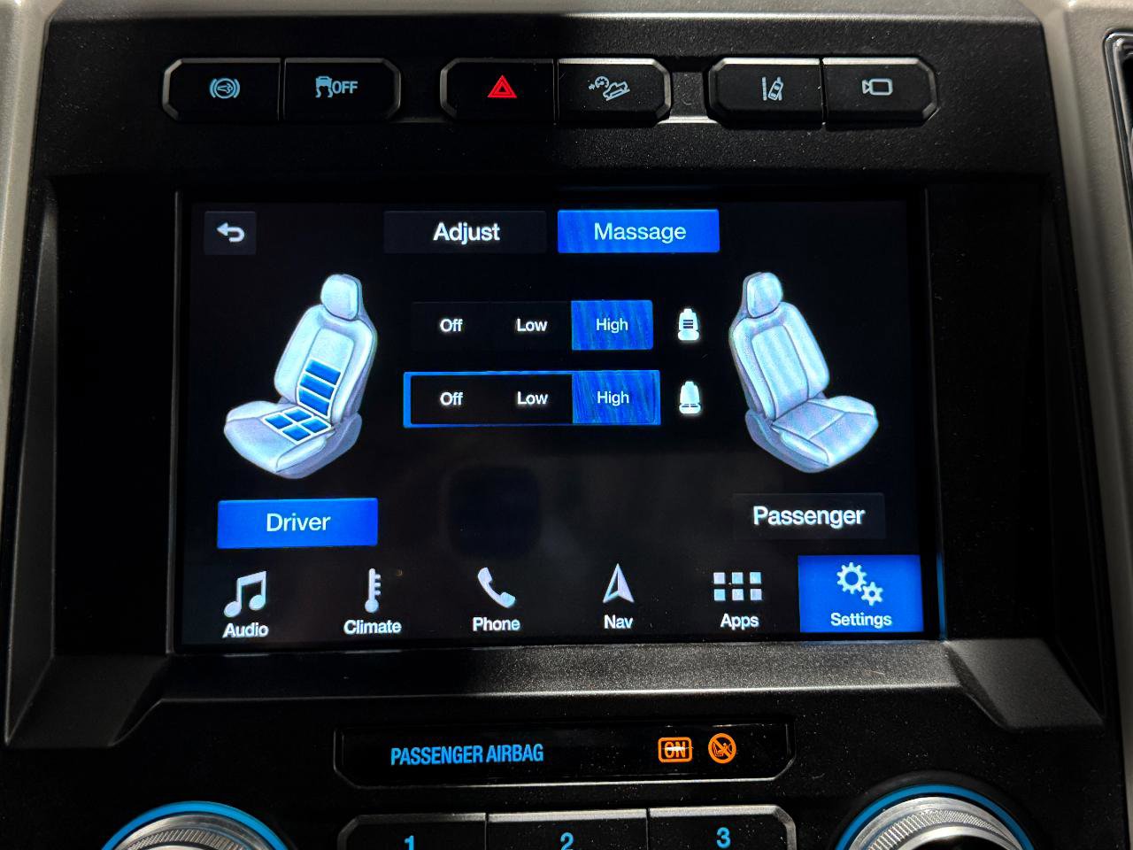 Used 2017 Ford F350 King Ranch w/ King Ranch Ultimate Package AWD/4WD image 27