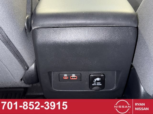 Used 2022 Nissan Frontier SV AWD/4WD image 37