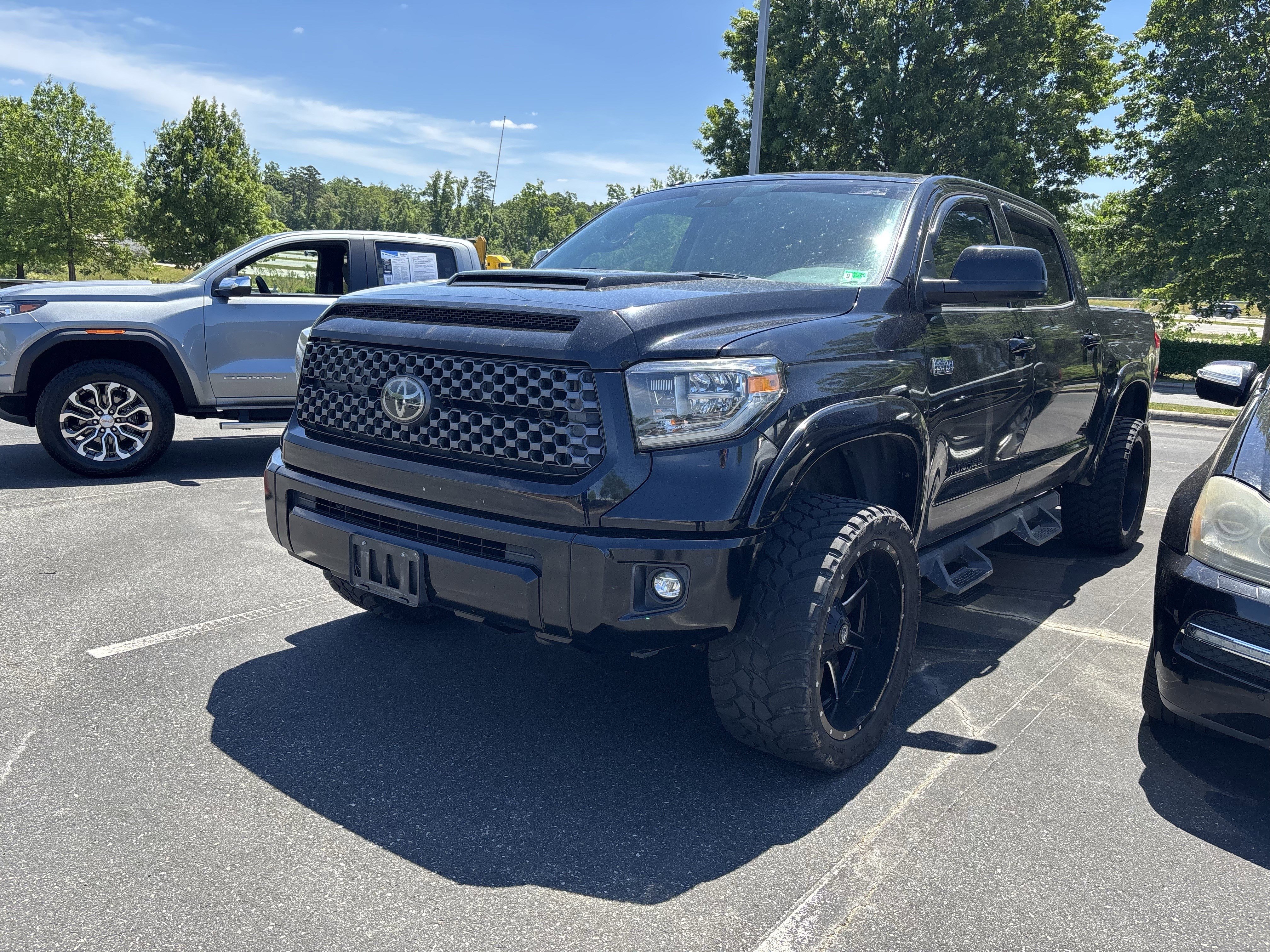 Used 2018 Toyota Tundra SR5 w/ TRD Sport Package AWD/4WD image 17