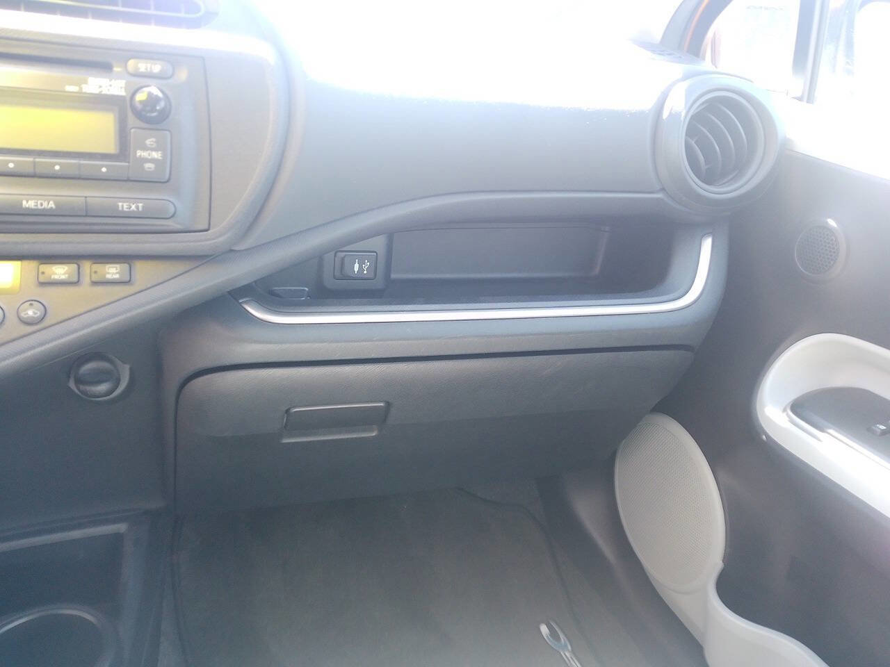 Used 2014 Toyota Prius C Two FWD image 34