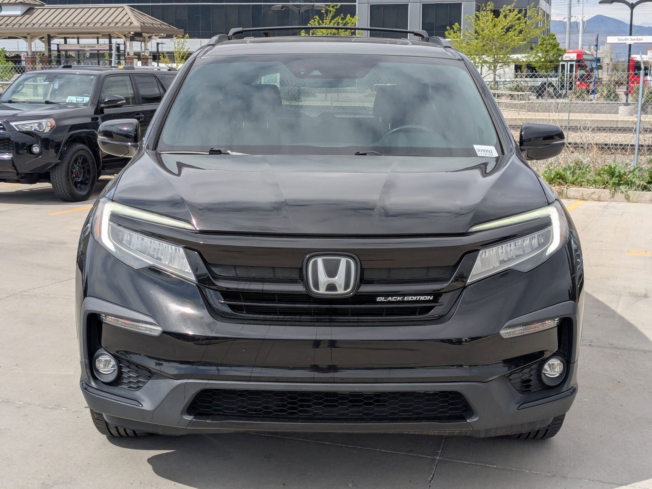 Used 2020 Honda Pilot Black Edition image 8