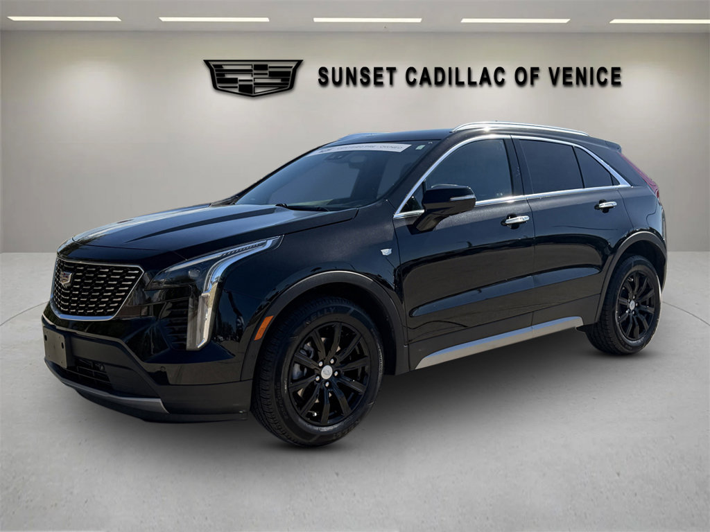 Certified 2022 Cadillac XT4 Premium Luxury w/ Enhanced Visibility Package AWD/4WD image 7