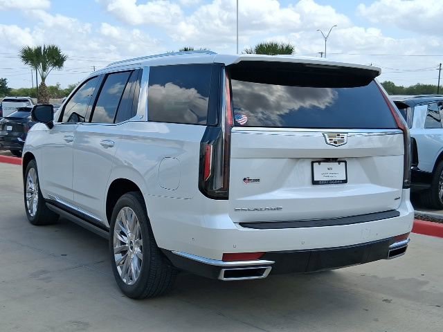 Used 2024 Cadillac Escalade Premium Luxury w/ Performance Package image 4